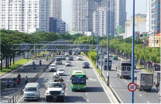 Đại lộ Mai Chí Thọ có mặt đường rộng lớn