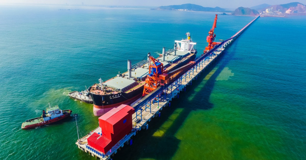 Hiện tại, cảng quốc tế Vissai  có thể phục vụ tàu 70.000